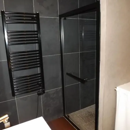 Maison Moderne Avec Piscine Privee Et Acces Lac, Draps Et Linge Fournis, Internet Inclus - Fr-1-742-245 *